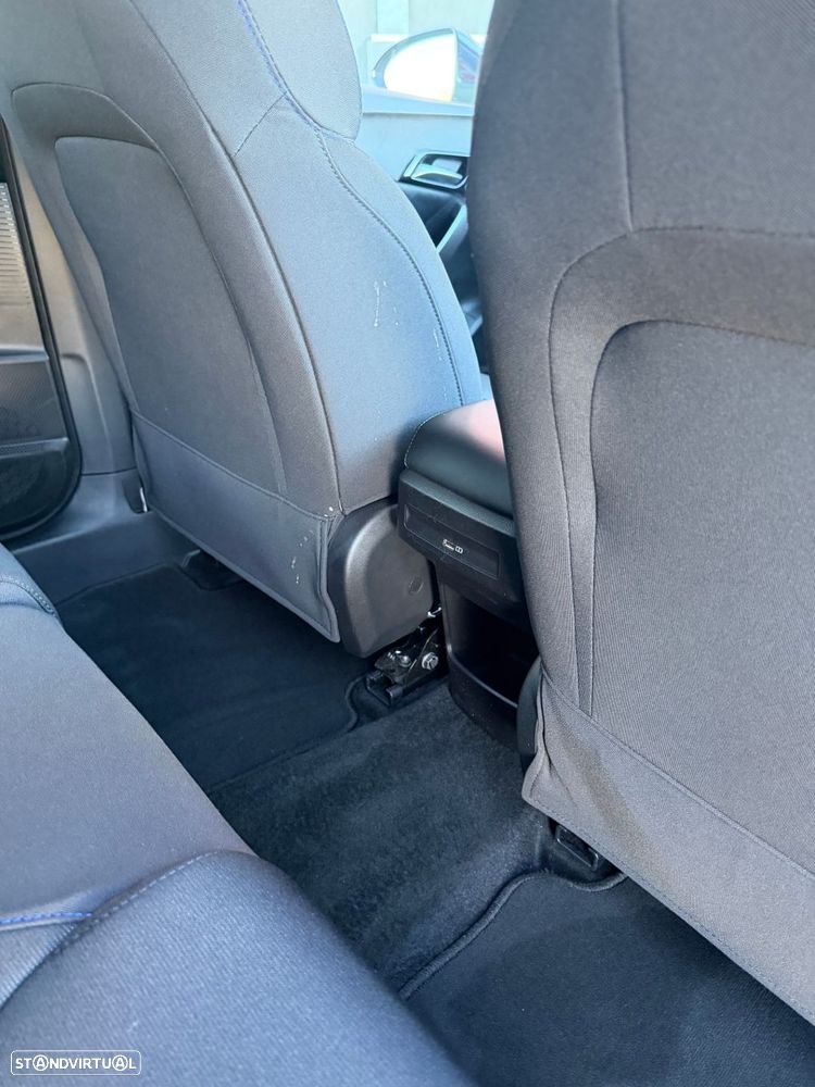 MG MG4 64 kWh Luxury - 19