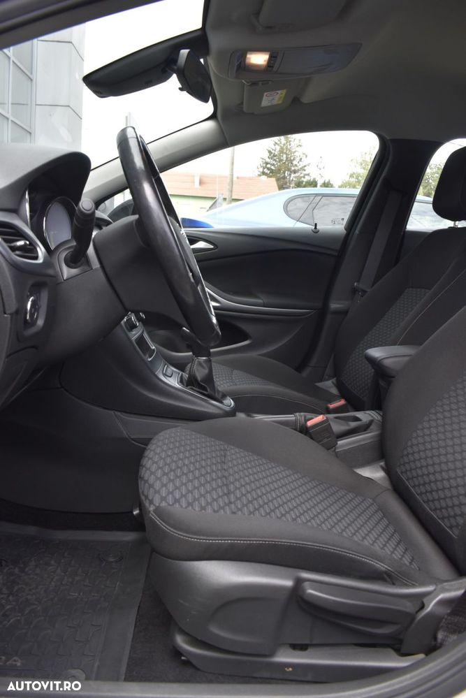 Opel Astra - 19