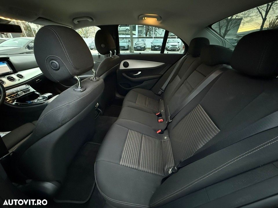 Mercedes-Benz E - 13