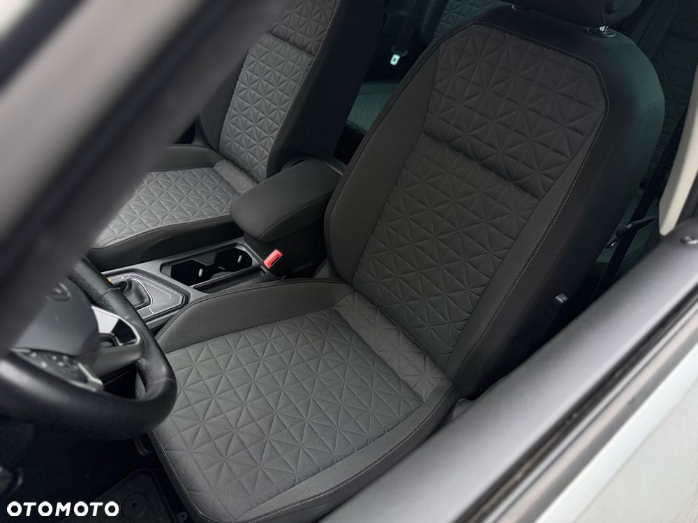 Volkswagen Tiguan 2.0 TDI SCR DSG Elegance - 29