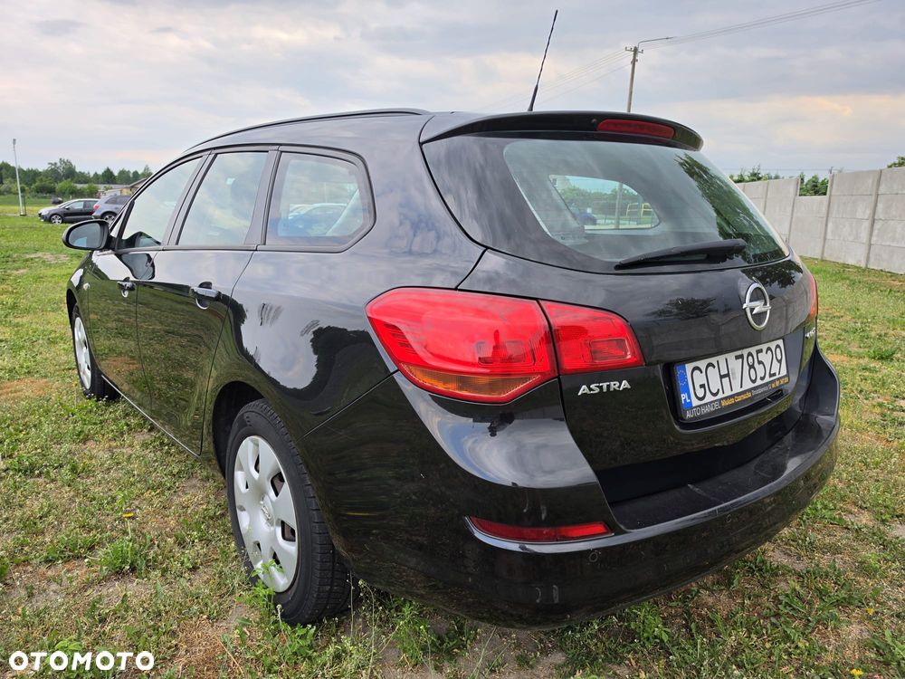 Opel Astra 1.4 Sport - 10