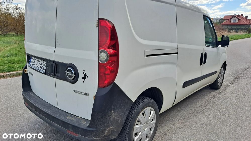Opel COMBO - 9