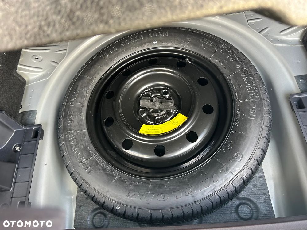 Bestune T77 1.5T Elegance DCT - 9