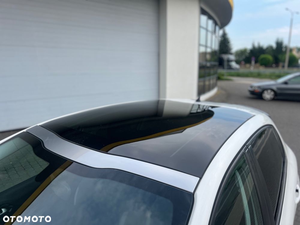 Peugeot 208 1.6 BlueHDi Allure S&S - 5