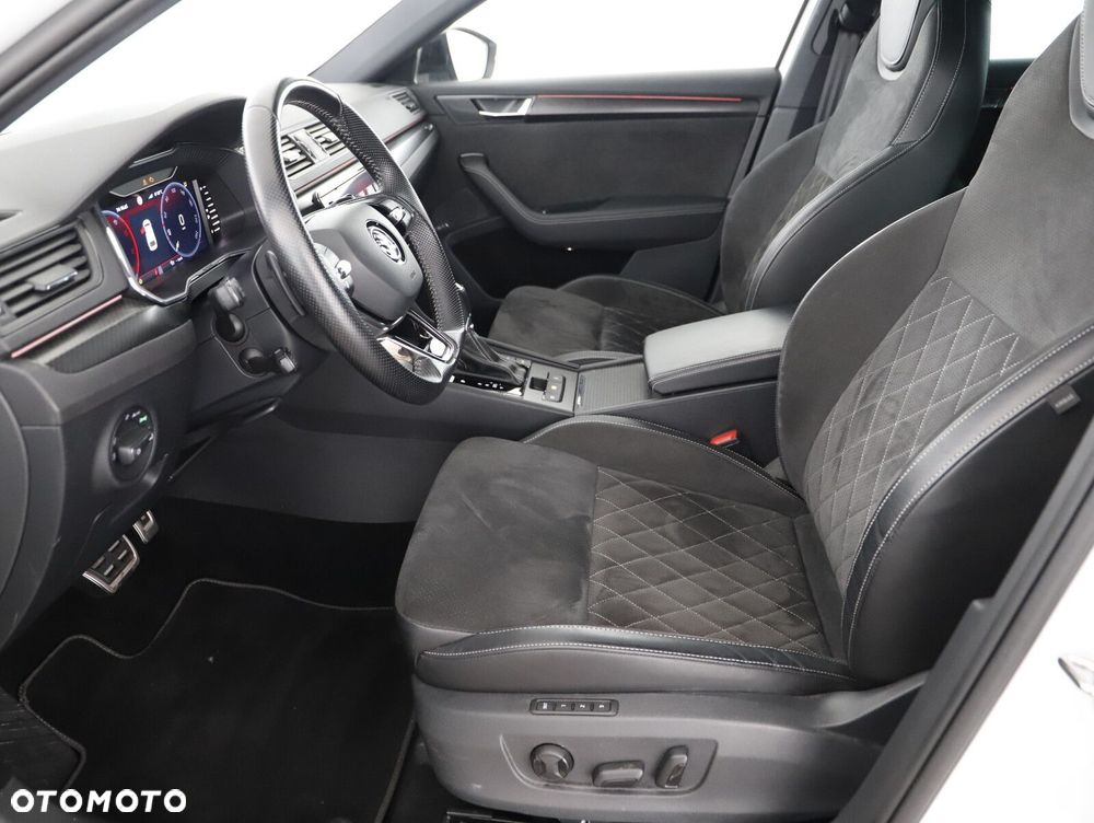 Skoda Superb 2.0 TDI SCR 4x4 Sportline DSG - 9