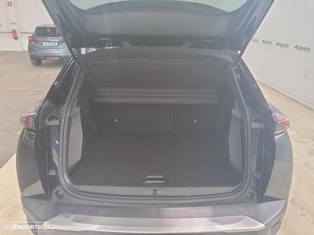 Peugeot 2008 1.5 BlueHDi Allure Pack - 11