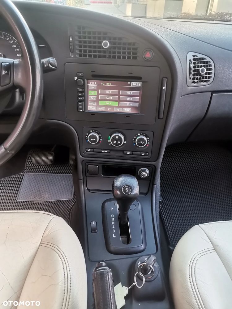 Saab 9-5 - 23