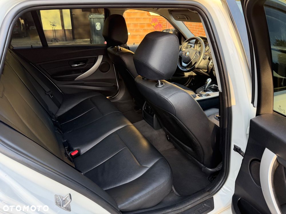 BMW Seria 3 - 17