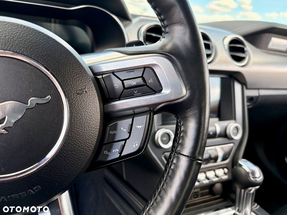 Ford Mustang - 14