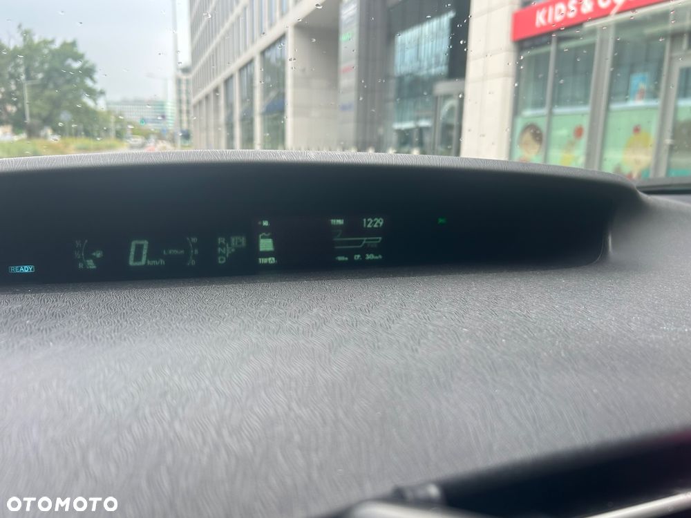 Toyota Prius 1.8 HSD Luna - 5