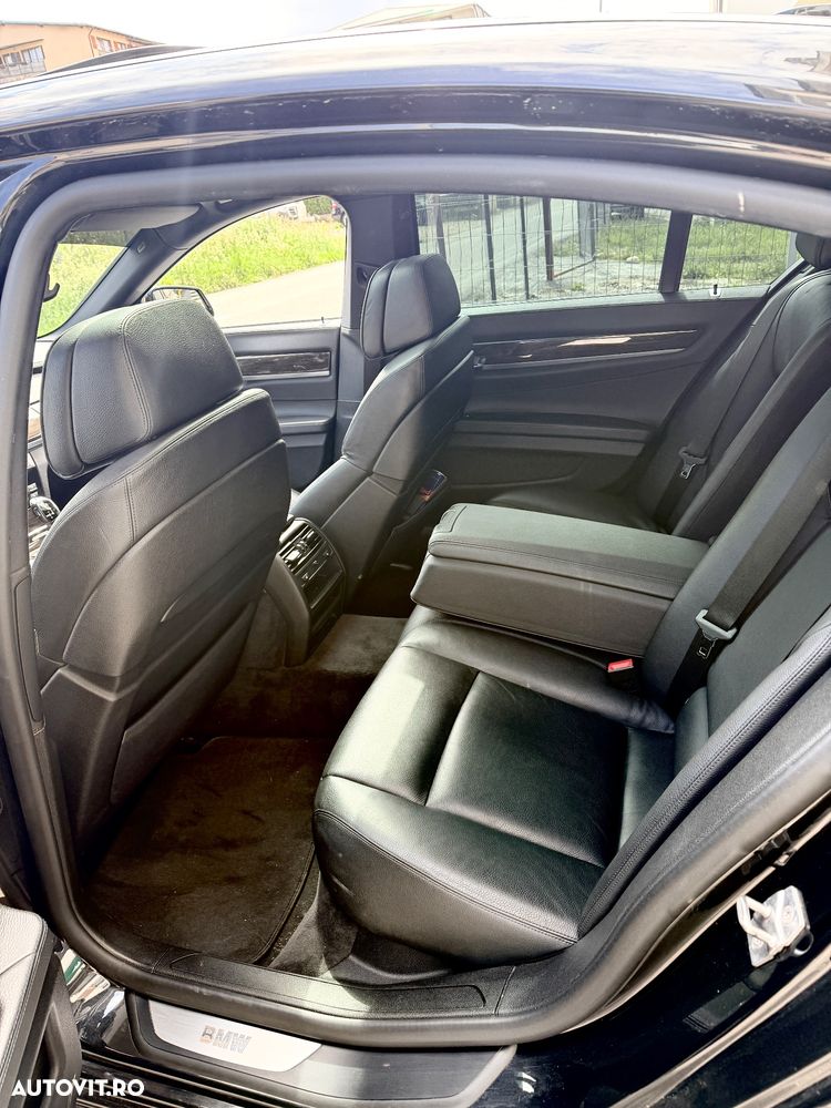 BMW Seria 7 730d Aut. - 13