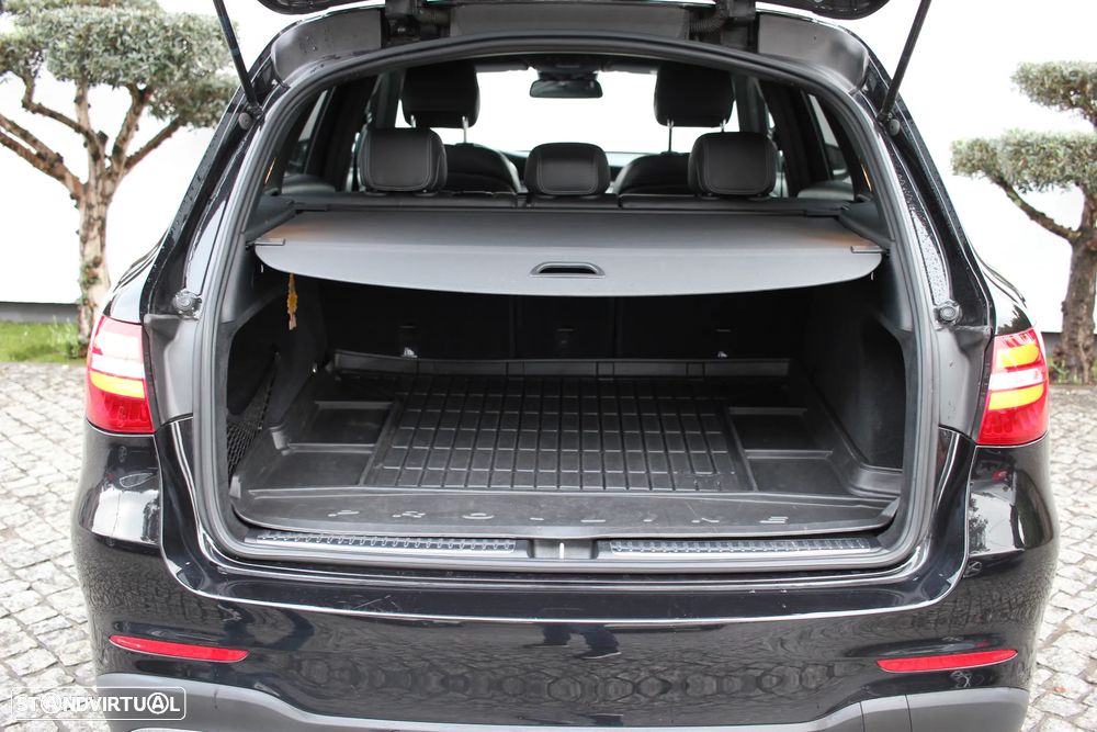 Mercedes-Benz GLC 220 d 4Matic 9G-TRONIC AMG Line - 9