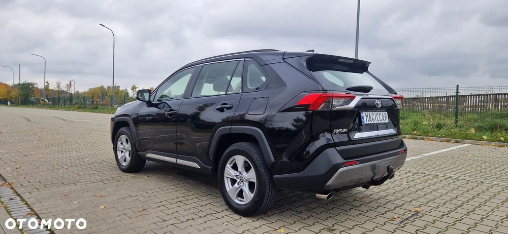 Toyota RAV4 - 3