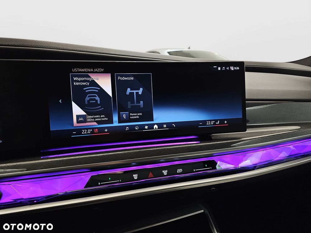 BMW Seria 7 - 27