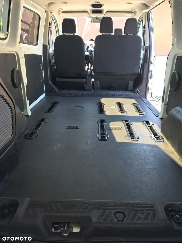 Ford Transit Custom - 28