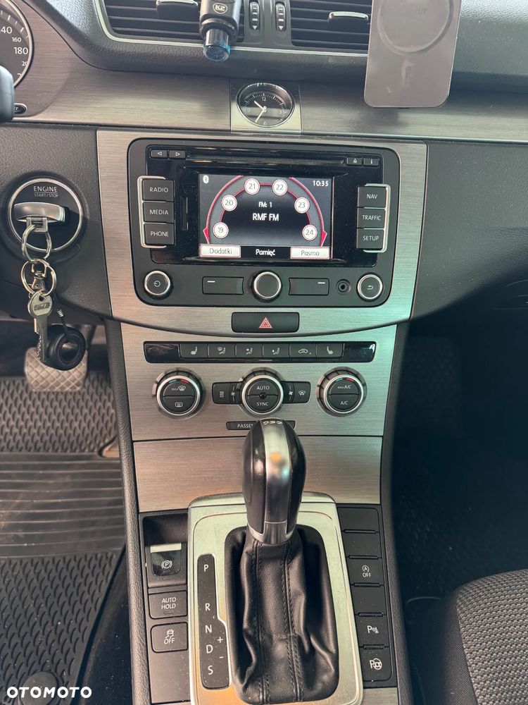 Volkswagen Passat - 7