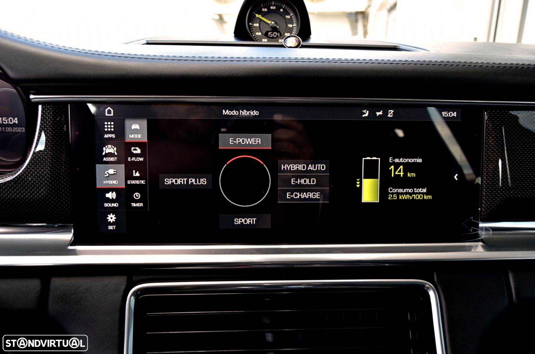 Porsche Panamera 4 E-Hybrid - 32
