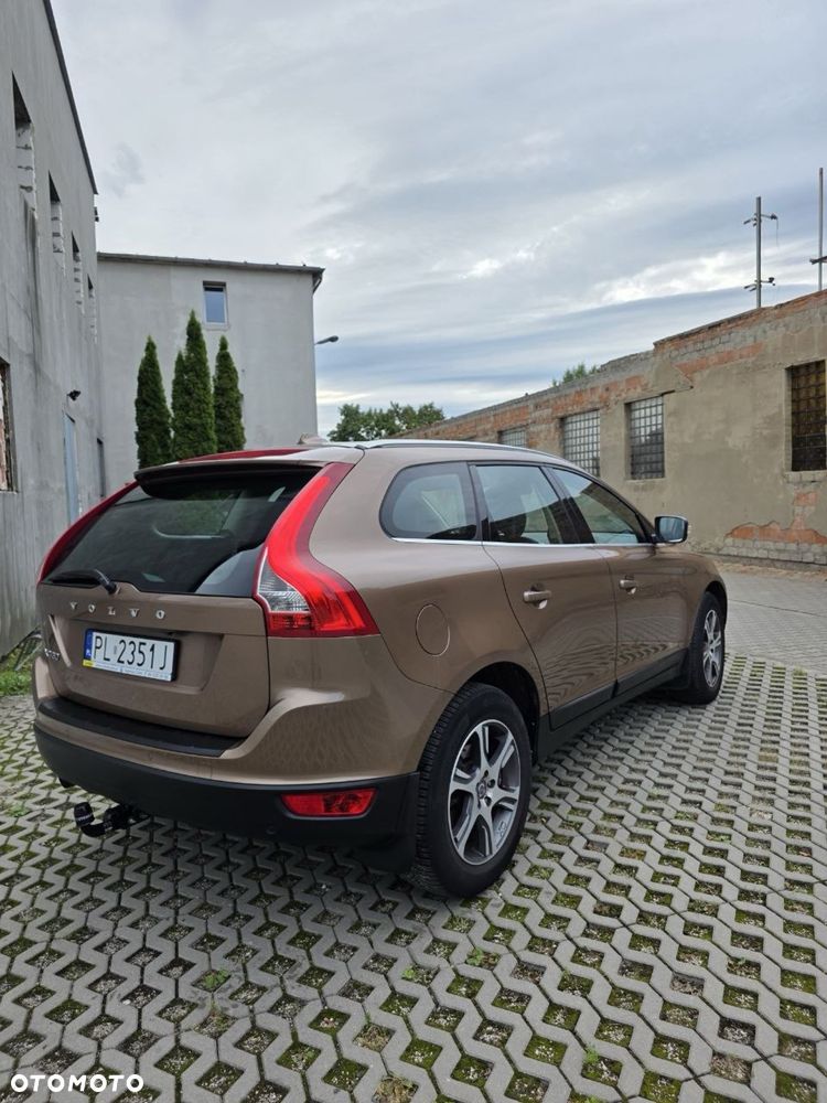 Volvo XC 60 - 6