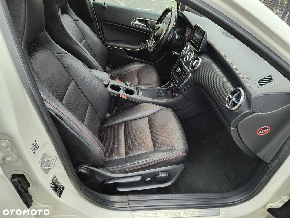 Mercedes-Benz Klasa A 200 d 7G-DCT - 17