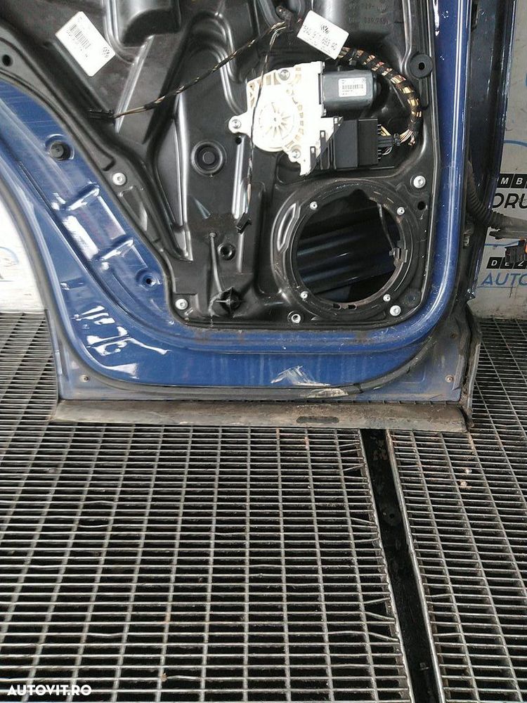 Usa Stanga Spate Volkswagen Tiguan 5N 2007 - 2011 SUV 4 Usi Albastru (1114) ZGÂRIATA - 4