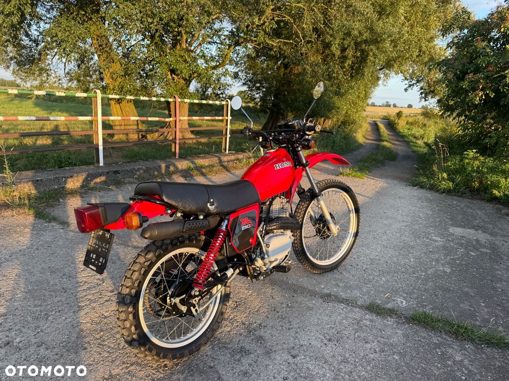 Honda XL - 27