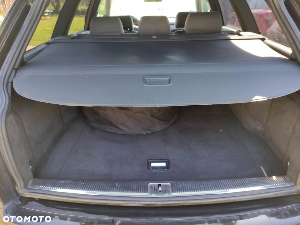 Audi A6 Avant 2.4 - 11