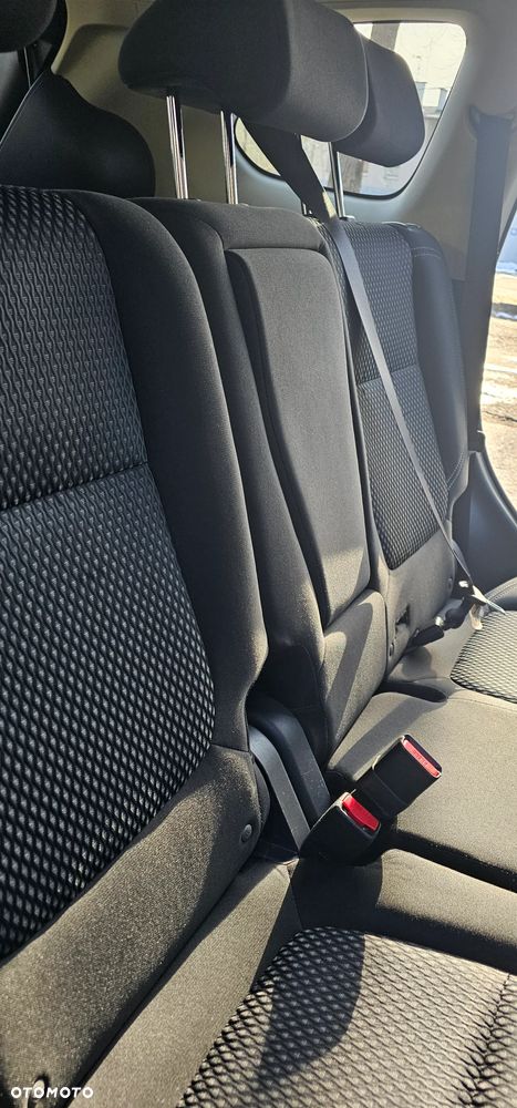 Mitsubishi Outlander 2.0 Instyle + 4WD CVT - 7