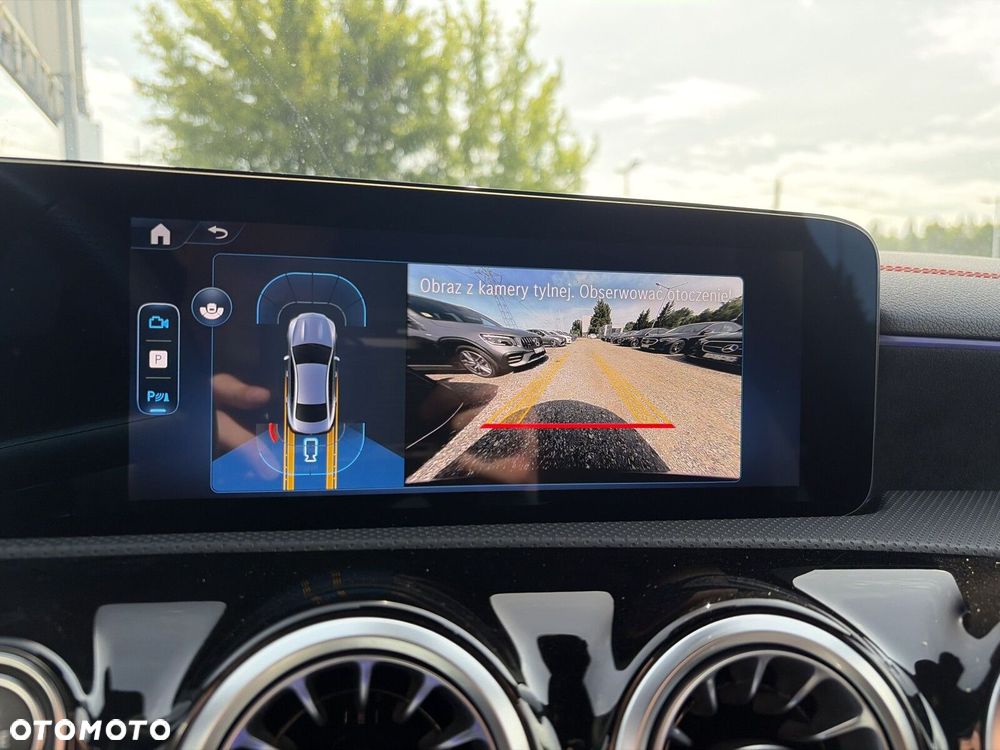 Mercedes-Benz CLA 200 AMG Line 7G-DCT - 23