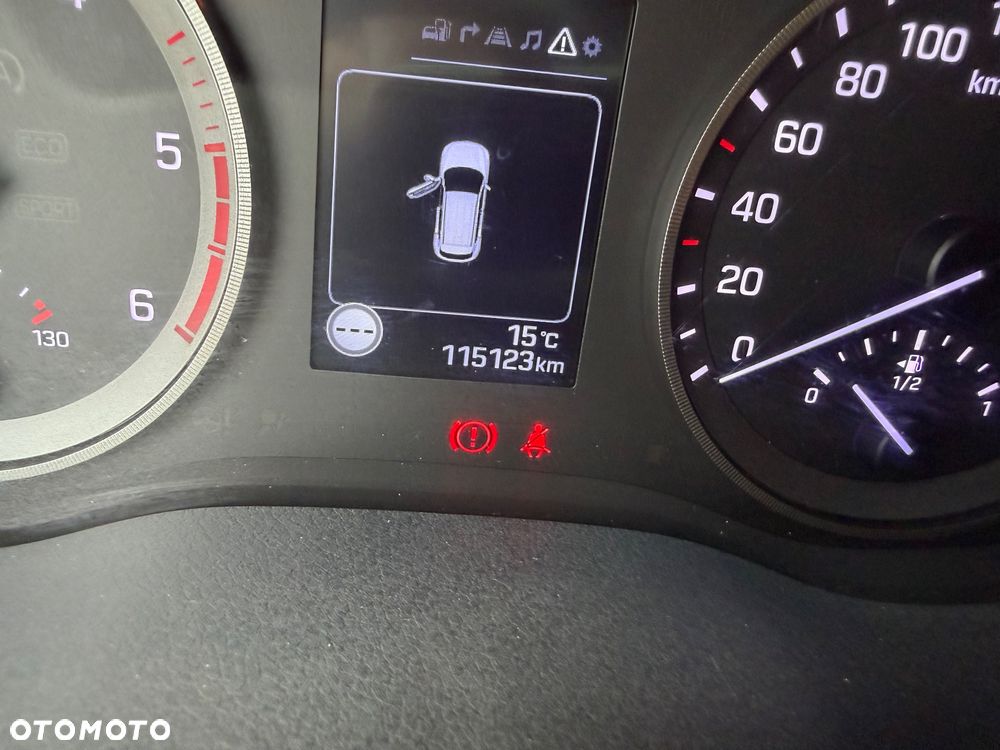 Hyundai Tucson - 16