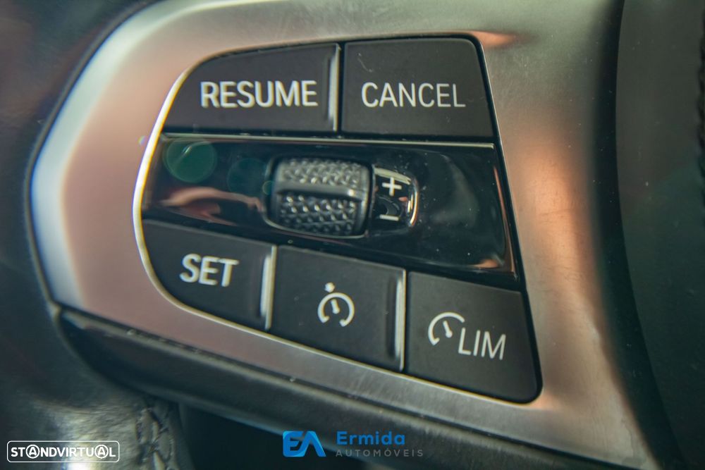 BMW 116 d Pack Desportivo M - 49