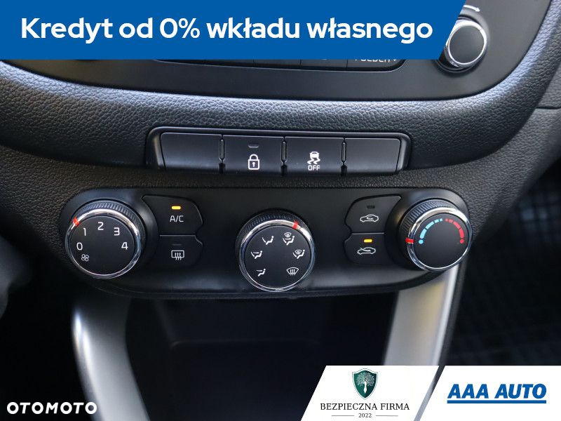 Kia Ceed - 13