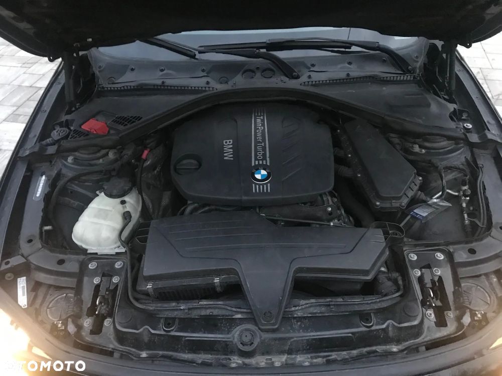 BMW Seria 3 320d - 28