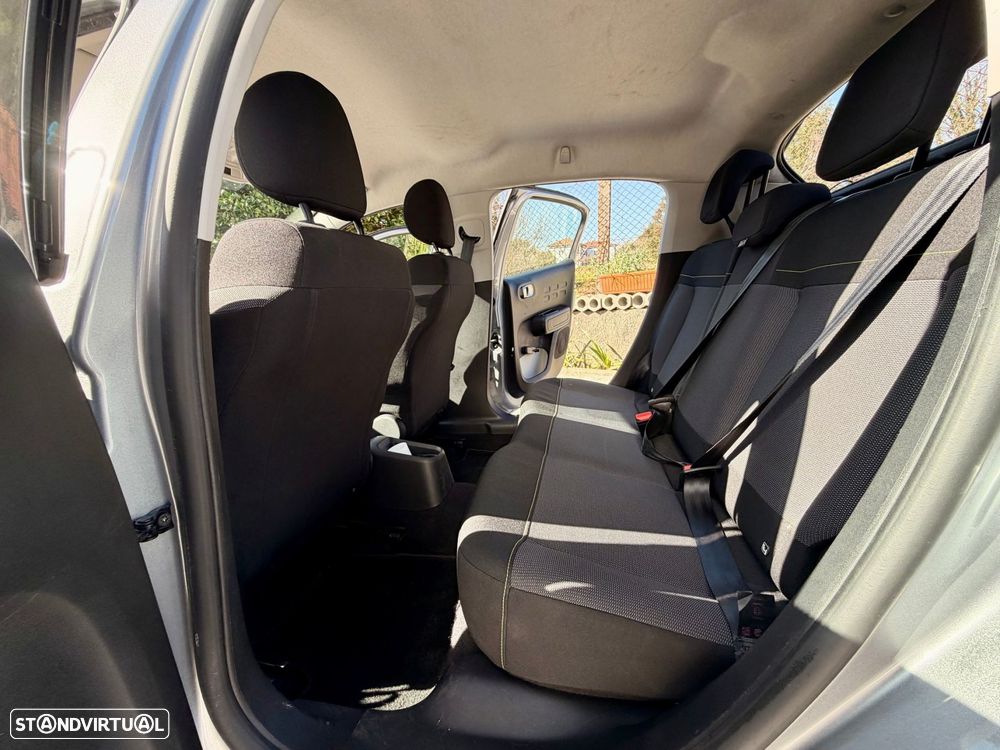 Citroën C3 1.2 PureTech Shine - 10