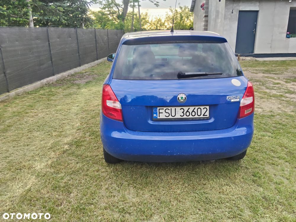Skoda Fabia 1.2 HTP - 4