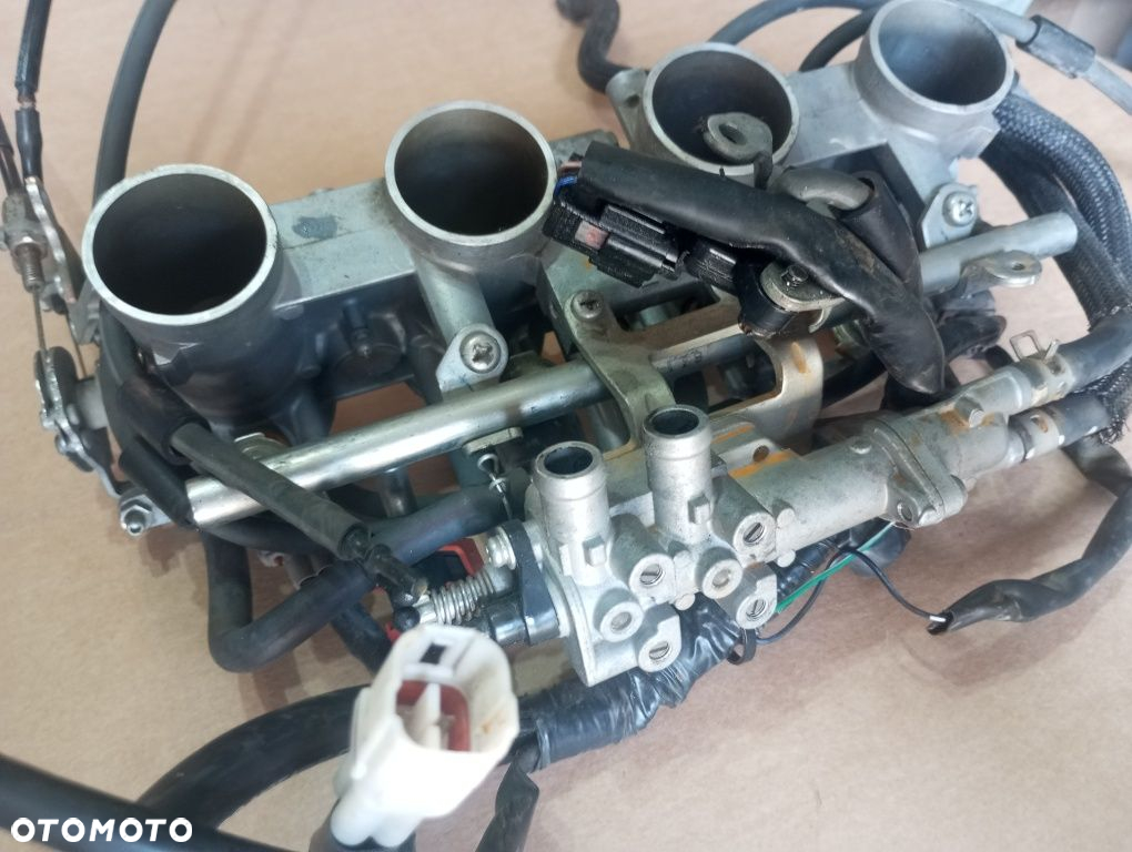 Przepustnica gaźnik Yamaha FZ6 Fazer fz6n FZ 6 N silnika 04 - 09r G1 - 4