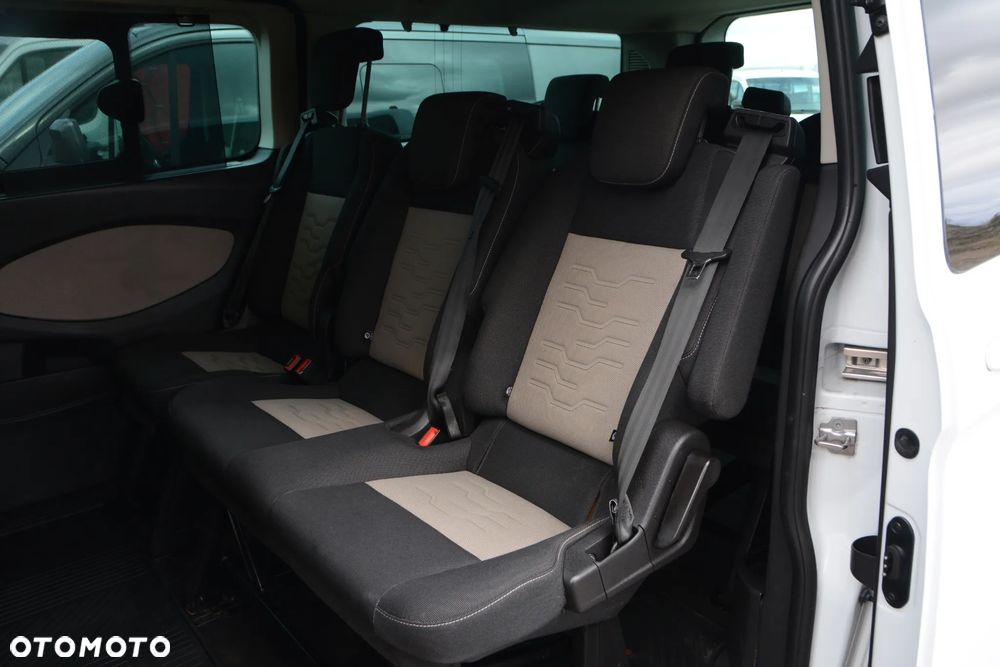 Ford Transit Custom 290 L2H1 Limited - 26