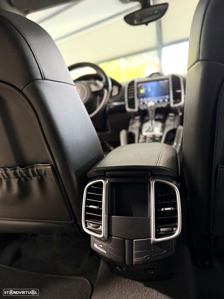 Porsche Cayenne 3.0 V6 - 31