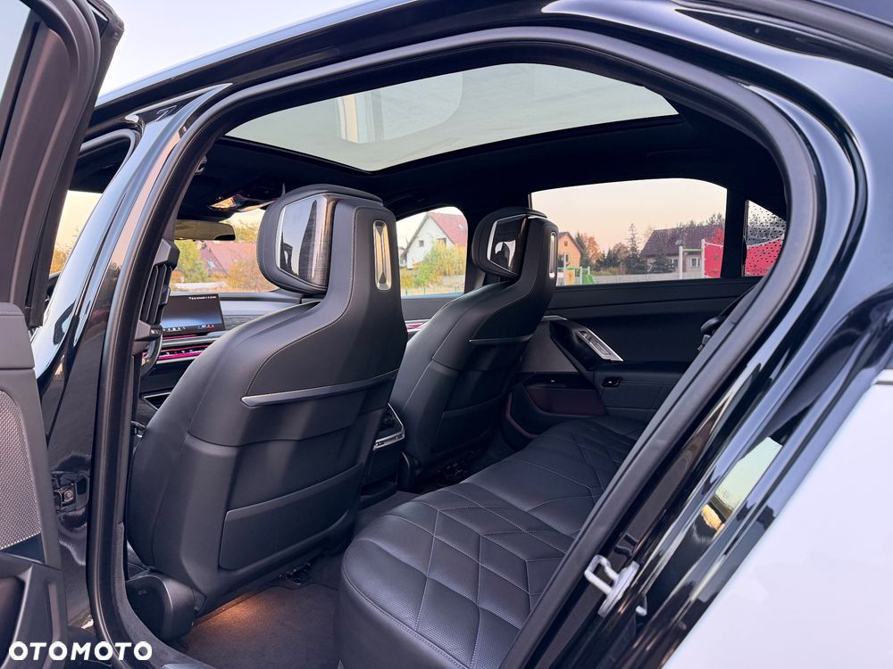 BMW Seria 7 - 13