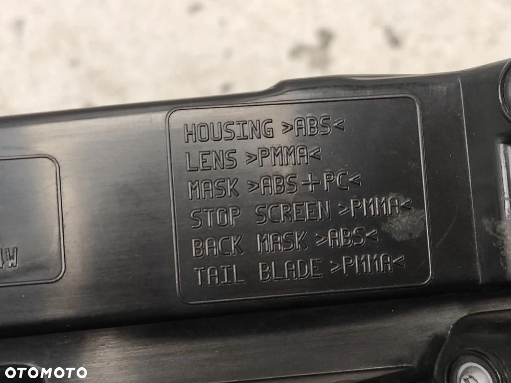 JAGUAR F-TYPE X152 LAMPA PRAWY TYŁ PRAWA TYLNA ORYGINAŁ - 17