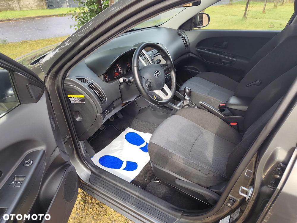 Kia Ceed 1.6 CRDi 115 Edition 7 - 19
