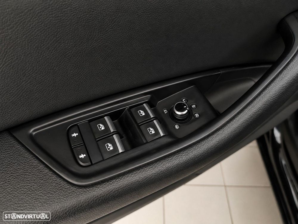 Audi A4 Avant 2.0 TDI Advance S tronic - 17