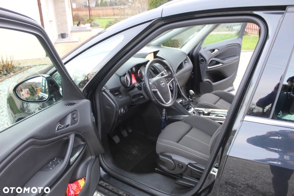 Opel Zafira 2.0 D (CDTI ecoFLEX) Start/Stop Innovation - 11