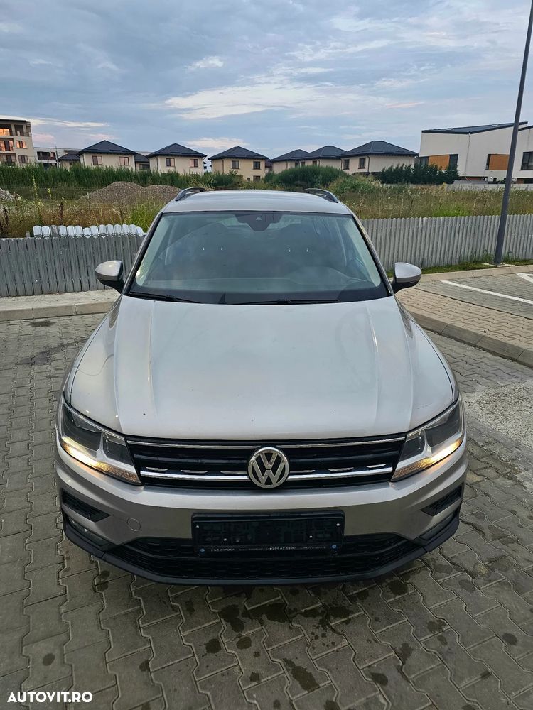Volkswagen Tiguan 2.0 TDI 4Mot DSG Comfortline - 3