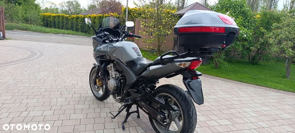 Honda CBF - 4