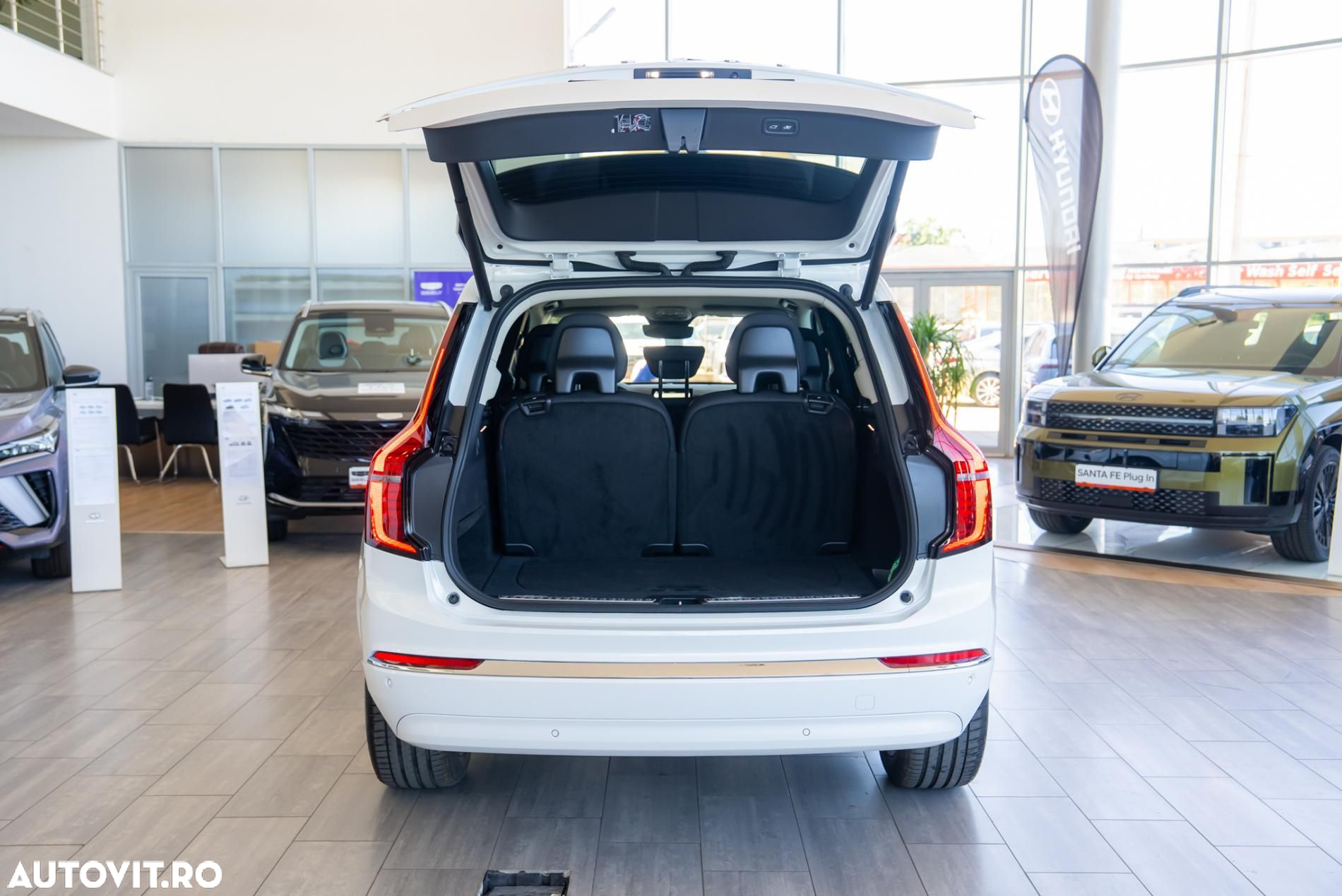 Volvo XC 90 B5 AWD MHEV Plus Bright - 23