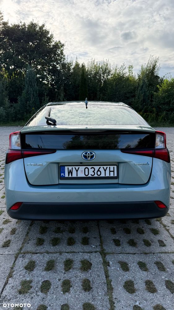 Toyota Prius 1.8 HSD Prestige - 2