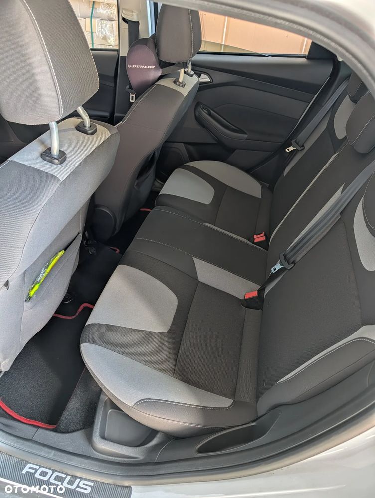 Ford Focus 1.0 EcoBoost Trend Sport - 12