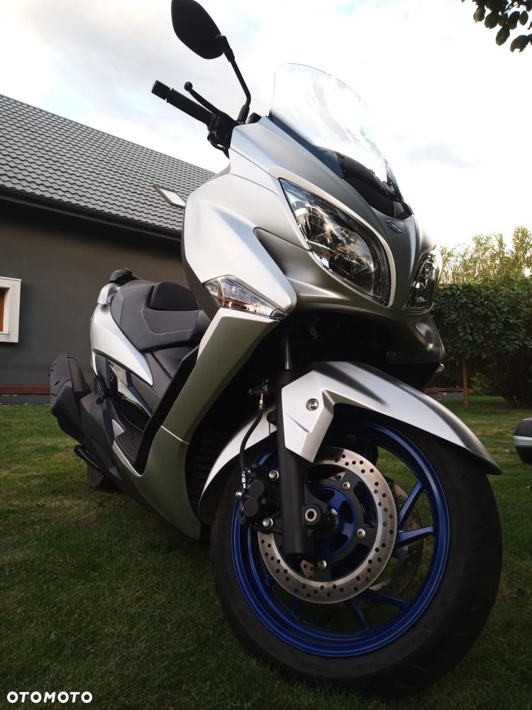 Suzuki Burgman - 11