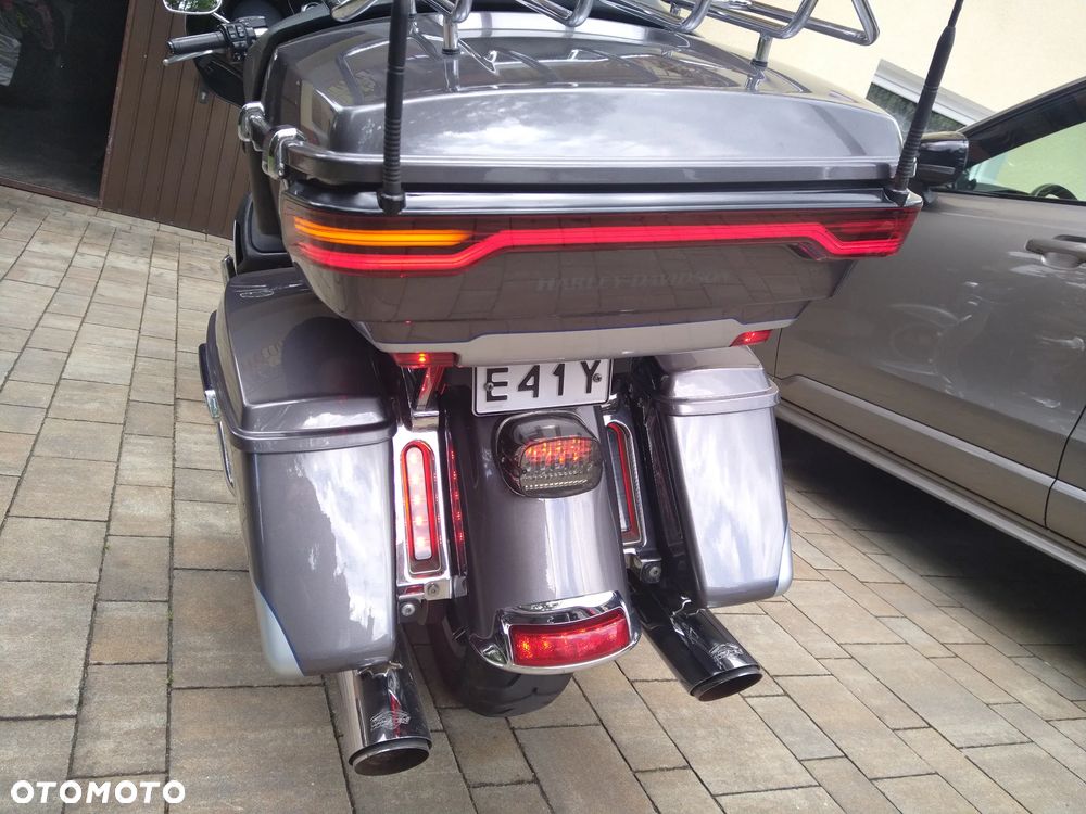 Harley-Davidson FLHTCU Ultra - 3