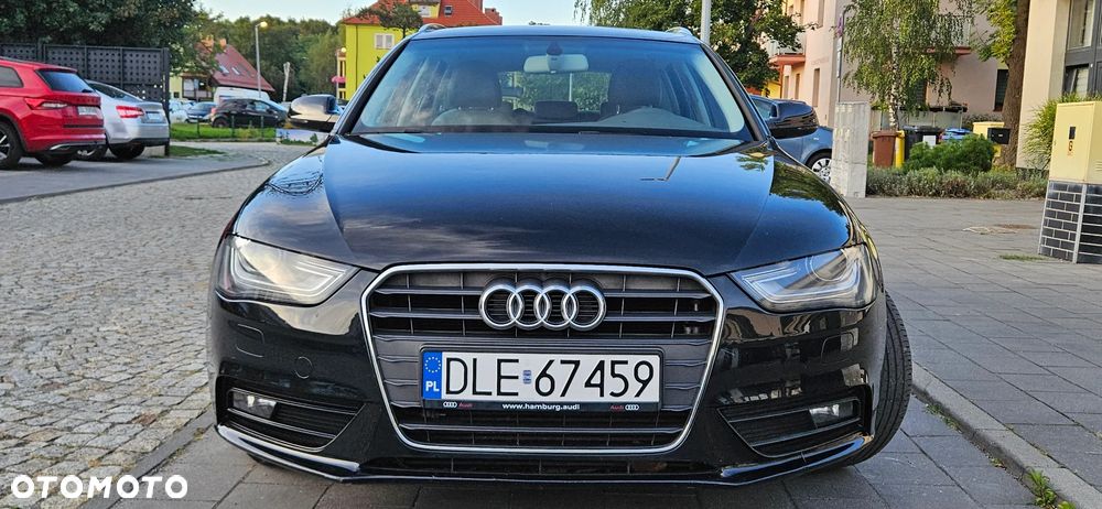 Audi A4 Avant 2.0 TDI DPF multitronic Attraction - 32